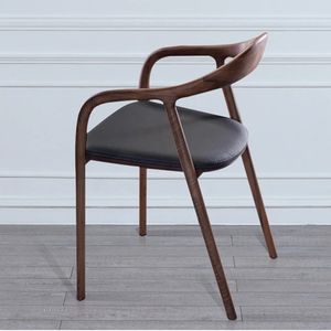 Chaise de salle à manger populaire en bois massif de frêne avec assise rembourrée en cuir ou en tissu, idéale pour l'hôtellerie, à prix abordable - Product Image 2