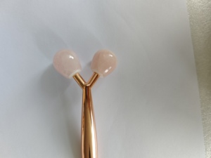 ลูกกลิ้งหยก3D ABS เครื่องนวดหน้าสำหรับการดูแลผิวและต่อต้านริ้วรอยสำหรับการใช้ทั้งร่างกายและเส้นผม - Product Image 5