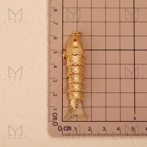 YFH002 charm in oro personalizzato in rame serie oceano accessori per creazione di gioielli a coda di pesce a forma di pesce ciondolo per fai da te - Product Image 4