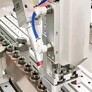 Machine de soudage au laser à fibre pour acier inoxydable, pistolet 2000W pour l'industrie du refroidissement liquide des serveurs - Product Image 2