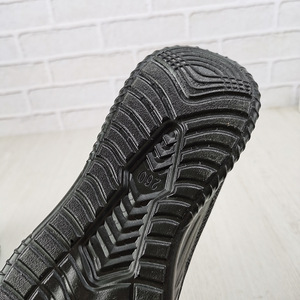 Chaussures de sport légères pour femme, en maille respirante, avec lacets, semelle en PU souple, noires, pas chères, pour la course à pied, la marche et la salle de sport - Product Image 4