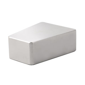 Winchoice N52 <span class=keywords><strong>Neodymium</strong></span> מגנט יצרן Custom קבוע חזק Ndfeb מגנט טרפז נדיר Earth מגנט - Product Image 3