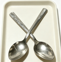Ensemble de couverts en acier inoxydable de qualité supérieure, design floral moderne, résistant à la chaleur, manche long, cuillère et fourchette anti-rouille pour usage commercial