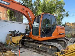 Excavadoras sobre orugas usadas Doosan DX140 140LC-9C Horas de funcionamiento bajas Estado superior Doosan Dx225 Dx300 Certificación EPA y CE - Product Image 5
