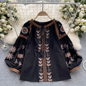 Kaus Musim Panas Wanita Blus Bordir Gaya Boho Retro Atasan Jubah Kemeja Kimono Lengan Kelelawar Hem Renda Longgar Blusa Feminina - Product Image 3