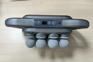 Pistola per Massaggio Multi-Testa per Cavalli con 8 Testine, Massaggiatore Portatile con 9 Modalità e 9 Livelli di Intensità, Luce Rossa - Product Image 6