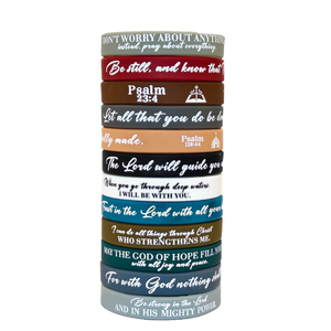 Graziosi Braccialetti Cristiani in Silicone con Versetti Biblici Regali Religiosi Comodi e Leggeri per Uomo con Logo Personalizzato per Eventi - Product Image 4