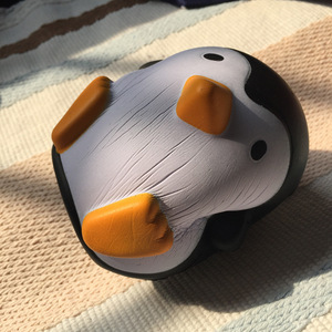 CHENXI Juguete de Pingüino de Alta Calidad, Suave y Blandito, de PU, para Apretar, Kawaii, de Ascenso Lento, para Aliviar el Estrés, Unisex, 11.5x10x9CM - Product Image 3