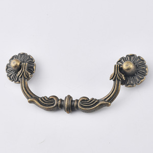Tirador de Estilo Europeo para Muebles Antiguos, de Aleación de Zinc y Bronce, Forma de Barra, 85mm de Espaciado entre Agujeros, Duradero, para Cajones y Puertas de Armario - Product Image 1