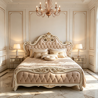 Lit King Size Classique Baroque en Bois Fait Main avec Couronne Dorée et Revêtement en Cuir Pêche pour la Maison