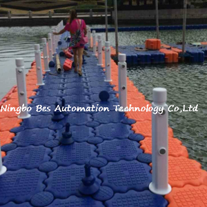 Bền <span class=keywords><strong>HDPE</strong></span> 50*50*40Cm Marine Modular Nhựa Nổi Nền Tảng Máy Bay Phản Lực Trượt Tuyết Nổi Dock Phao Cầu Cho Lối Đi - Product Image 3