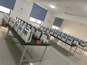 <span class=keywords><strong>Monitor</strong></span> <span class=keywords><strong>Defibrillator</strong></span> Biphasic Medis PET HD-8000 dengan Layar TFT 7 inci untuk Penggunaan di Rumah Sakit, Gawat Darurat, atau Hewan - Product Image 6