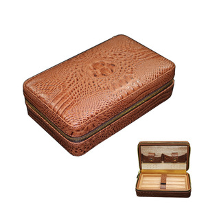 Humidor à cigares portable de voyage - Étui de rangement pour cigares en <span class=keywords><strong>cuir</strong></span> de crocodile de qualité supérieure avec doublure en cèdre, fermeture éclair sécurisée et plusieurs compartiments - Product Image 3