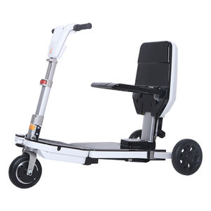 Mini Scooter Elettrico Pieghevole per Anziani e Disabili con Chiusura Automatica - Product Image 1