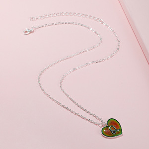 Collier pendentif <span class=keywords><strong>personnalisé</strong></span> tendance à changement de couleur selon la température, signe astrologique des douze constellations, collier de clavicule pour étudiant, fabriqué à Yiwu - Product Image 2