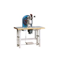 Machine à riveter les chaussures de type table SOGUTECH, machine à riveter les semelles manuelle