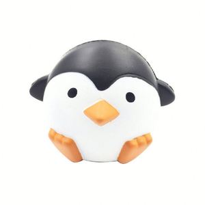 ของเล่นเพนกวินน้อยน่ารักทำจากโฟม PU บีบเล่นคลายเครียด รับทำโลโก้ตามสั่ง ของขวัญส่งเสริมการขาย ของเล่นฟิดเจ็ต ลูกบอลบีบคลายเครียด - Product Image 1