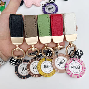 Chaveiro de Ficha de Poker com Formato de Dado para Casais, Pingente de Bolsa ou Mochila, Presente de Amuleto da Sorte, Acessório de Metal em Liga de Zinco - Product Image 2