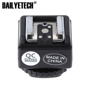 Adattatore Convertitore Hot Shoe C-N2 con Kit Porta Sync PC per Flash Nikon su Fotocamera Canon con Presa Sync PC - Product Image 1