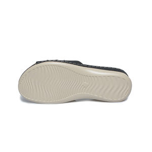 Chaussures chaudes femmes sandales Sexy cristal 2 <span class=keywords><strong>cm</strong></span> Lpw talons dames <span class=keywords><strong>4</strong></span> <span class=keywords><strong>cm</strong></span> plate-forme compensée sandales décapant chaussures clair personnalisé PVC - Product Image 5