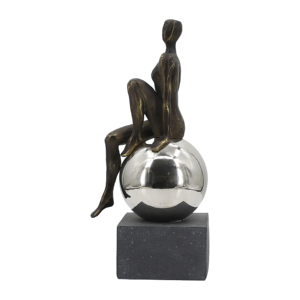 Scultura Astratta Seduta in Resina e Acciaio Inossidabile a Forma di Sfera, Statuetta Decorativa per Casa, Scaffale e Tavolino da Caffè - Product Image 2