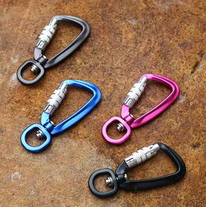 Vente en gros de nouveaux styles de crochet rotatif d'escalade en aluminium crochet pince en forme de D en métal noir mousqueton pivotant - Product Image 3