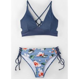 ชุดบิกินี่สองชิ้นแบบไร้สายรัดหลังสำหรับสาวๆ ดีไซน์หรูหรา เอวสูง สายรัดแบบเชือก มีโลโก้ด้านหน้า ชุดว่ายน้ำชายหาดสำหรับผู้หญิง - Product Image 1