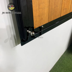 Porta a Battente in Legno Stile Fienile con Cerniere Stabili e Serratura in Ottone Massiccio per Stalle Esterne - Product Image 3