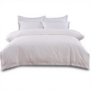 Parure <span class=keywords><strong>de</strong></span> lit quatre pièces 100 % coton style années 60, blanc pur, jacquard satiné, teinture réactive, personnalisable pour lit d'hôtel ou <span class=keywords><strong>de</strong></span> maison d'hôtes - Product Image 1