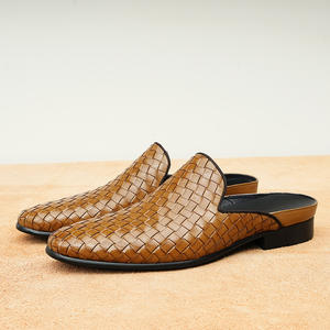 Zapatos de Hombre de Invierno, Diseño Británico de Última Moda, Mocasines Casuales de Punta Puntiaguda, Sandalias de Verano, Pantuflas Duraderas para Hombre - Product Image 2