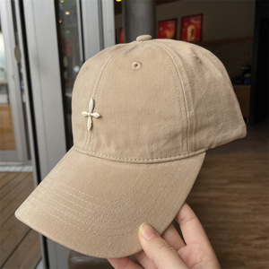 Nueva Gorra de Béisbol de Algodón Cepillado con Visera Suave para Hombre y Mujer, Gorra Simple y Elegante de Color Sólido que Estiliza el Rostro - Product Image 4