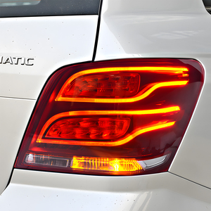 Benz <span class=keywords><strong>GLK</strong></span> 2008-2015 X204 Auto feux arrière mise à niveau nouveau Style LED brouillard frein clignotant outil accessoires 100W 6500K voiture feux arrière - Product Image 2