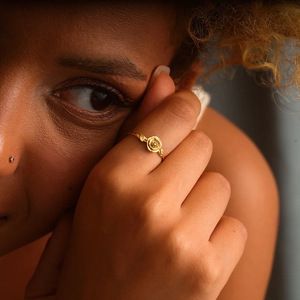 Anillo Ajustable Shescity con 12 Piedras de Nacimiento <span class=keywords><strong>en</strong></span> Latón Chapado <span class=keywords><strong>en</strong></span> Oro, Estilo Moderno y Delicado con Cobre y Circonita para Bodas y Regalos - Product Image 6