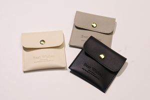 Pochette en cuir PU de luxe rose personnalisée avec logo, gaufrée, pour bijoux (colliers, bagues), emballage cadeau, avec rabat - Product Image 4