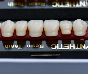 Vendita calda dentaria denti finti CE ISO resina acrilica dente 2 strato di denti 3 strati di vendita di fabbrica denti finti per protesi - Product Image 3