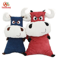 Jouet de veau en peluche gros taureau riant doux personnalisé en usine jouet de vache en peluche rouge et bleu