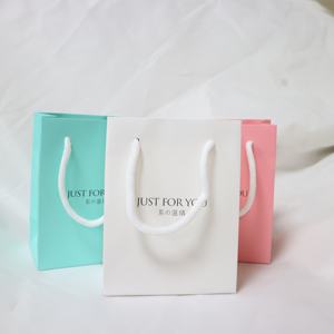 Sac cadeau personnalisé U-smile Boutique avec logo, sac en papier avec poignée pour anniversaire, bonbons, boîtes à bijoux - Product Image 6