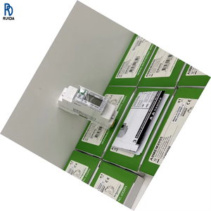 Contrôleur PLC, capteur, compteur d'énergie monophasé, neuf d'origine A9MEM2055 - Product Image 1