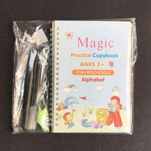 Ensemble de 4 livres de calligraphie magique multilingue personnalisable avec 20 pages par livre, incluant stylo et recharges - Product Image 3