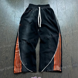 กางเกงวอร์มผ้าคอตตอนทรงหลวมสำหรับผู้ชาย, กางเกงวอร์มผ้าคอตตอนทรงหลวมลายทางออกแบบได้ตามต้องการ - Product Image 1