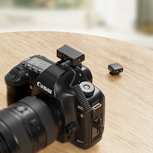 Micrófono Inalámbrico de Solapa M15 Mini con Nueva <span class=keywords><strong>Tecnología</strong></span> de Reducción de Ruido IA y Cancelación Inteligente de Ruido - Product Image 5