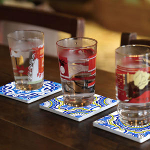 ที่รองแก้วเซรามิกทรงสี่เหลี่ยม Fg3 สีขาว โดโลไมต์ พิมพ์ลายดิจิตอล ดีไซน์ยุโรปย้อนยุค ทนทาน เหมาะเป็นของขวัญสำหรับธุรกิจ - Product Image 1