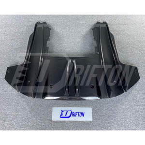 Kit carrozzeria in fibra di carbonio a secco per diffusore posteriore Mclaren GT - Product Image 4