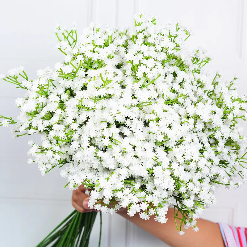 カスミソウの花束保存された赤ちゃんは花を呼吸します白い色のドライフラワー赤ちゃんは結婚式の家の装飾のために呼吸します