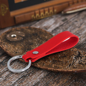 الأكثر مبيعًا سلسلة مفاتيح جلدية سهلة الاستخدام مع شعار قابل للتخصيص سلسلة مفاتيح بسيطة للسيارة بالجملة - Product Image 5