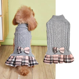 C089 Ensemble deux pièces jupe et pull en acrylique mignon pour chiens et chats, Noël, loisirs d'hiver, mode, nœud papillon, gris et blanc - Product Image 4