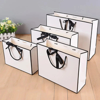 Emballage Cadeau Boîte en Papier Blanc avec Bordure Noire Sacs de Courses Cabas Portables Ruban Nœud Fournitures de Fête
