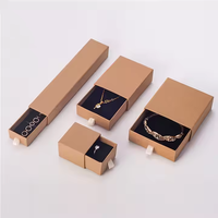 Boîte à bijoux rigide en papier kraft recyclable personnalisable, doublure en éponge, revêtement UV, vernissage, lamination brillante/mate, collier