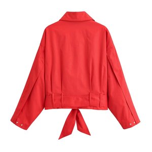 เสื้อแจ็คเก็ตครอปผู้หญิงแบบเรียบง่าย รุ่นปี 2026  คอปกคลาสสิก  แบบมินิมอล  ใช้งานได้หลากหลาย  เสื้อโค้ทสั้น  สไตล์วินเทจลำลอง สีแดง  รับผลิตแบบ OEM/ODM - Product Image 5