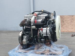 Motor IZUU 4JB1-TC con carcasas <span class=keywords><strong>de</strong></span> <span class=keywords><strong>inyectores</strong></span> y rieles <span class=keywords><strong>de</strong></span> combustible - Product Image 6